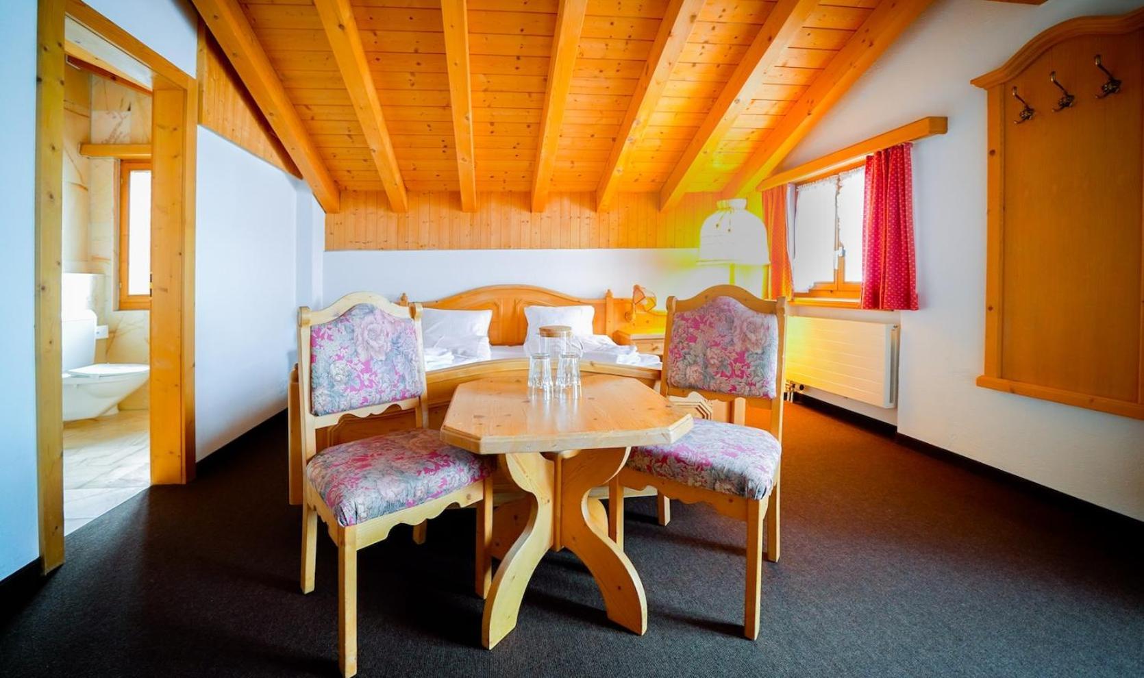 Workation Apartments - 24-7 Self-Checkin - Hotel Postigliun Sedrun Esterno foto